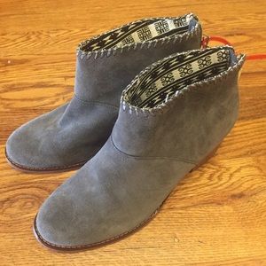 Grey suede Toms booties - new with tags!